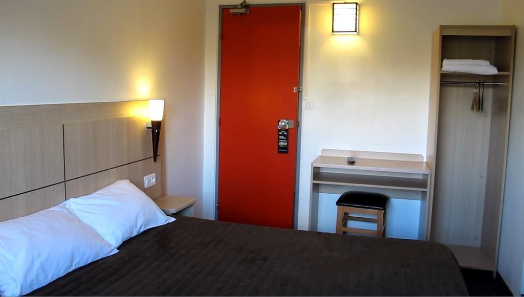 Hotel Class'Eco Courcouronnes Exterior photo
